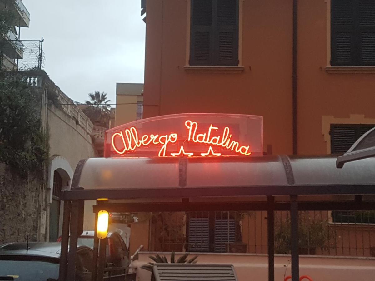 Albergo Natalina Finale Ligure Eksteriør billede